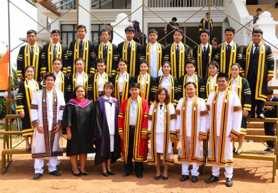 พิธีซ้อมรับพระราชทานปริญญาบัตร ประจำปี 2556 - 2557