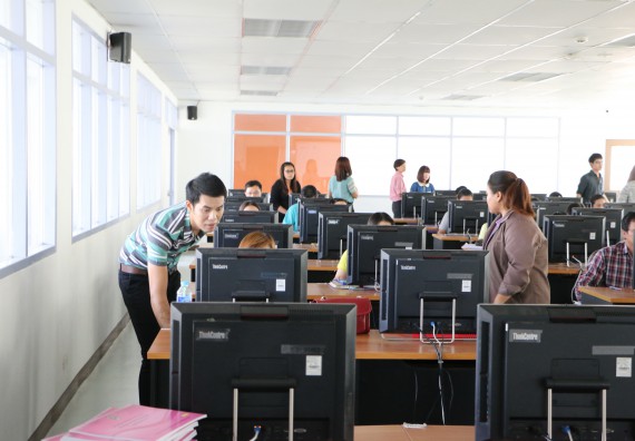 อบรมการใช้งานระบบสารสนเทศจัดการเอกสารด้านประกันคุณภาพการศึกษา ระดับหลักสูตร ระดับคณะ และระดับมหาวิทยาลัย ประจำปีการศึกษา 2557