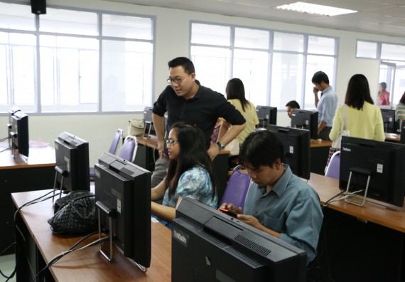 อบรมการใช้งานระบบสารสนเทศจัดการเอกสารด้านประกันคุณภาพการศึกษา ระดับหลักสูตร ระดับคณะ และระดับมหาวิทยาลัย ประจำปีการศึกษา 2557
