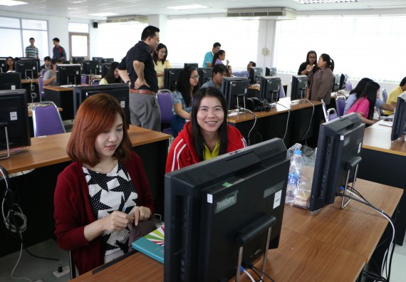 อบรมการใช้งานระบบสารสนเทศจัดการเอกสารด้านประกันคุณภาพการศึกษา ระดับหลักสูตร ระดับคณะ และระดับมหาวิทยาลัย ประจำปีการศึกษา 2557