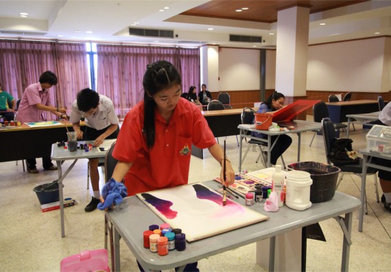 การแข่งขันวาดภาพด้วยสีโปสเตอร์ ระดับมัธยมศึกษาปีที่ 4-6