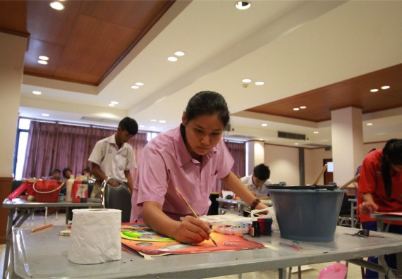 การแข่งขันวาดภาพด้วยสีโปสเตอร์ ระดับมัธยมศึกษาปีที่ 4-6