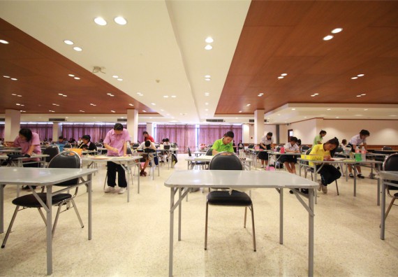 การแข่งขันวาดภาพด้วยสีโปสเตอร์ ระดับมัธยมศึกษาปีที่ 4-6