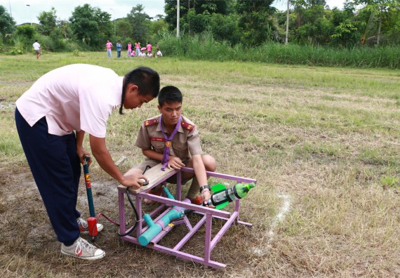 การแข่งขันจรวดขวดน้ำ ระดับมัธยมศึกษาปีที่ 1-3
