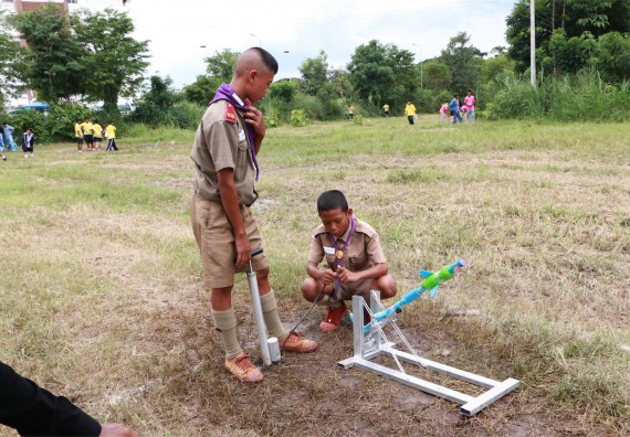 การแข่งขันจรวดขวดน้ำ ระดับมัธยมศึกษาปีที่ 1-3