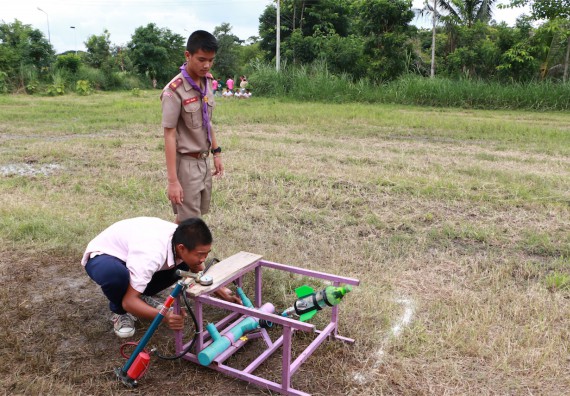 การแข่งขันจรวดขวดน้ำ ระดับมัธยมศึกษาปีที่ 1-3