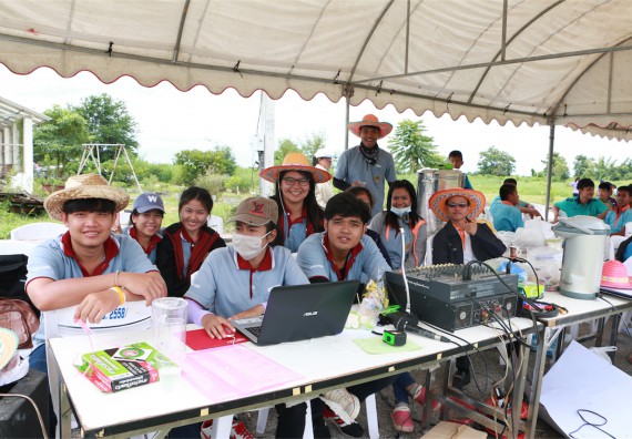 การแข่งขันจรวดขวดน้ำ ระดับมัธยมศึกษาปีที่ 1-3