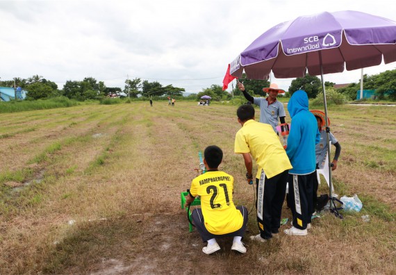 การแข่งขันจรวดขวดน้ำ ระดับมัธยมศึกษาปีที่ 4-6