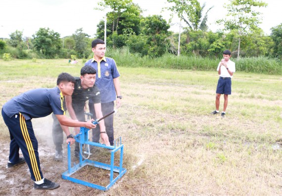 การแข่งขันจรวดขวดน้ำ ระดับมัธยมศึกษาปีที่ 4-6