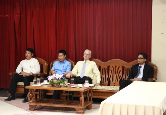 พิธีมอบทุนการศึกษา มูลนิธิเพื่อเกื้อกูลการศึกษาในประเทศไทย(The SET Foundation)