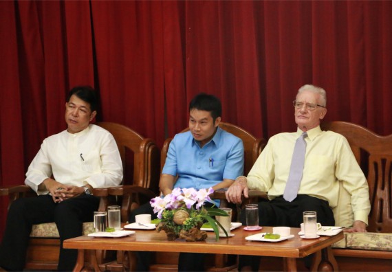 พิธีมอบทุนการศึกษา มูลนิธิเพื่อเกื้อกูลการศึกษาในประเทศไทย(The SET Foundation)