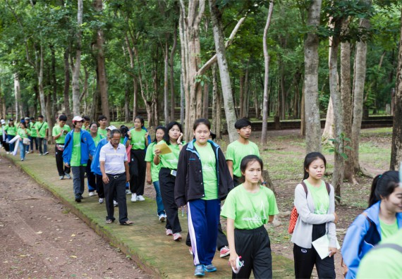 คณะวิทยาศาสตร์และเทคโนโลยีเข้าร่วมโครงการศึกษาเส้นทางท่องเที่ยวเชิงอนุรักษ์ธรรมชาติและศิลปกรรมมรดกโลกจังหวัดกำแพงเพชร