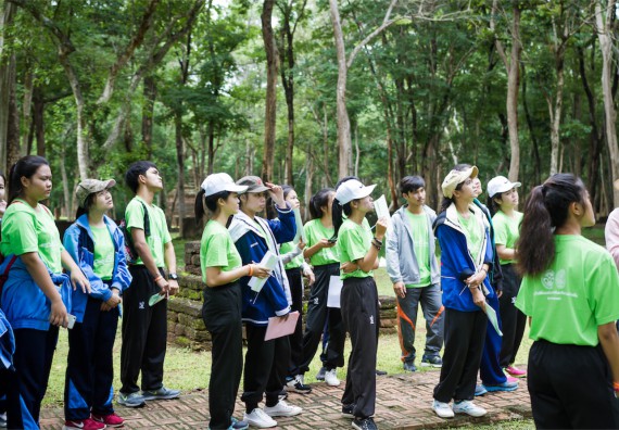 คณะวิทยาศาสตร์และเทคโนโลยีเข้าร่วมโครงการศึกษาเส้นทางท่องเที่ยวเชิงอนุรักษ์ธรรมชาติและศิลปกรรมมรดกโลกจังหวัดกำแพงเพชร