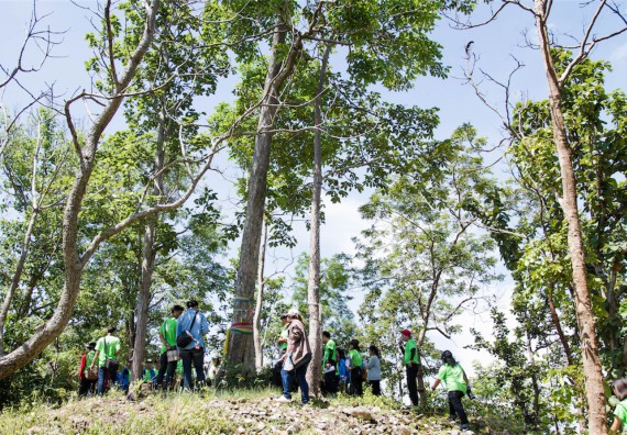 คณะวิทยาศาสตร์และเทคโนโลยีเข้าร่วมโครงการศึกษาเส้นทางท่องเที่ยวเชิงอนุรักษ์ธรรมชาติและศิลปกรรมมรดกโลกจังหวัดกำแพงเพชร