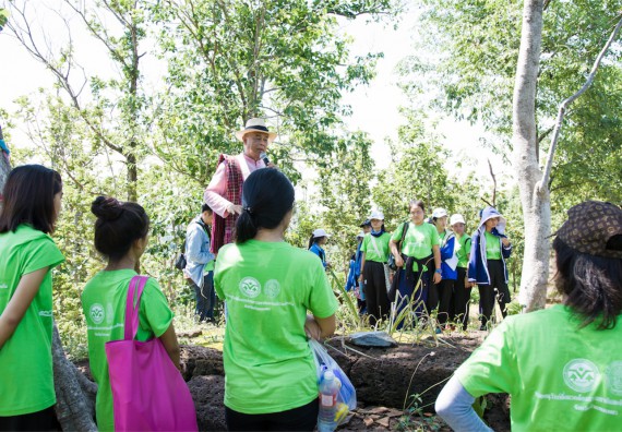คณะวิทยาศาสตร์และเทคโนโลยีเข้าร่วมโครงการศึกษาเส้นทางท่องเที่ยวเชิงอนุรักษ์ธรรมชาติและศิลปกรรมมรดกโลกจังหวัดกำแพงเพชร