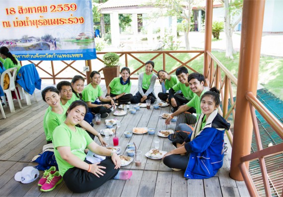 คณะวิทยาศาสตร์และเทคโนโลยีเข้าร่วมโครงการศึกษาเส้นทางท่องเที่ยวเชิงอนุรักษ์ธรรมชาติและศิลปกรรมมรดกโลกจังหวัดกำแพงเพชร