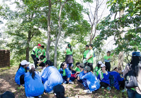 คณะวิทยาศาสตร์และเทคโนโลยีเข้าร่วมโครงการศึกษาเส้นทางท่องเที่ยวเชิงอนุรักษ์ธรรมชาติและศิลปกรรมมรดกโลกจังหวัดกำแพงเพชร