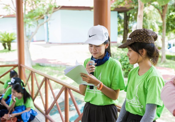 คณะวิทยาศาสตร์และเทคโนโลยีเข้าร่วมโครงการศึกษาเส้นทางท่องเที่ยวเชิงอนุรักษ์ธรรมชาติและศิลปกรรมมรดกโลกจังหวัดกำแพงเพชร