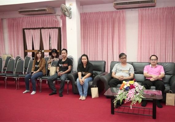 คณะวิทยาศาสตร์และเทคโนโลยี ได้จัดกิจกรรมค่ายวิทยาศาสตร์โรงเรียนสาธิตฯ ระดับชั้นประถมศึกษา ปีที่1-3