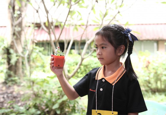 คณะวิทยาศาสตร์และเทคโนโลยี ได้จัดกิจกรรมค่ายวิทยาศาสตร์โรงเรียนสาธิตฯ ระดับชั้นประถมศึกษา ปีที่1-3