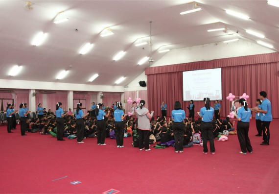 คณะวิทยาศาสตร์และเทคโนโลยี ได้จัดกิจกรรมค่ายวิทยาศาสตร์โรงเรียนสาธิตฯ ระดับชั้นประถมศึกษา ปีที่1-3