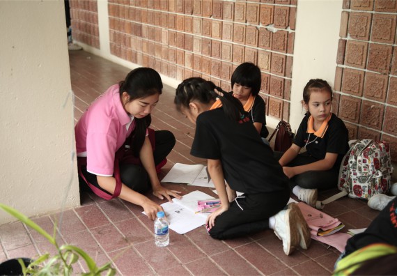 คณะวิทยาศาสตร์และเทคโนโลยี ได้จัดกิจกรรมค่ายวิทยาศาสตร์โรงเรียนสาธิตฯ ระดับชั้นประถมศึกษา ปีที่1-3