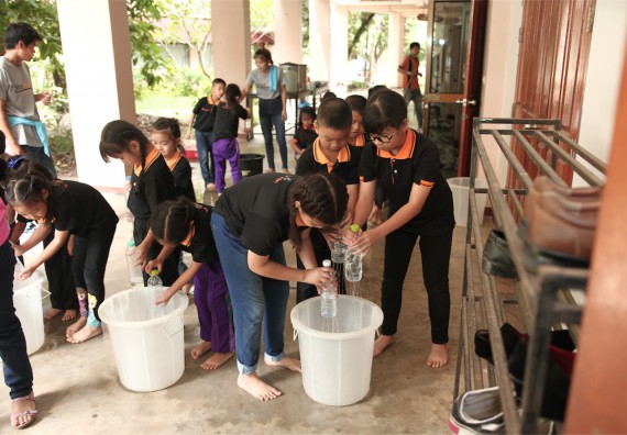 คณะวิทยาศาสตร์และเทคโนโลยี ได้จัดกิจกรรมค่ายวิทยาศาสตร์โรงเรียนสาธิตฯ ระดับชั้นประถมศึกษา ปีที่1-3