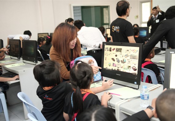 คณะวิทยาศาสตร์และเทคโนโลยี ได้จัดกิจกรรมค่ายวิทยาศาสตร์โรงเรียนสาธิตฯ ระดับชั้นประถมศึกษา ปีที่1-3