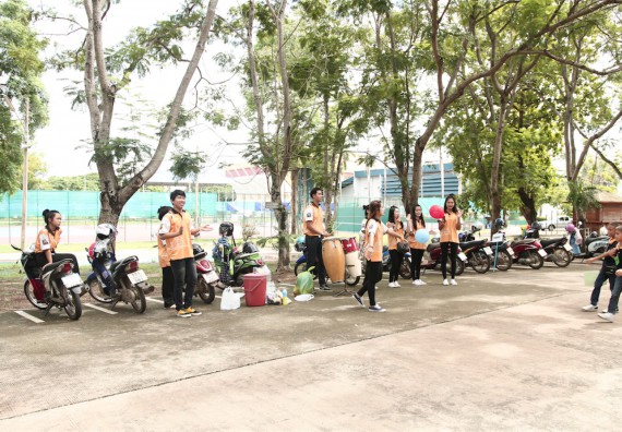 คณะวิทยาศาสตร์และเทคโนโลยี ได้จัดกิจกรรมค่ายวิทยาศาสตร์โรงเรียนสาธิตฯ ระดับชั้นประถมศึกษา ปีที่1-3