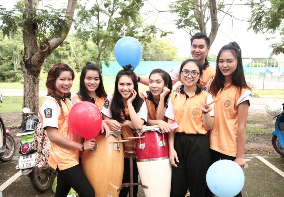 คณะวิทยาศาสตร์และเทคโนโลยี ได้จัดกิจกรรมค่ายวิทยาศาสตร์โรงเรียนสาธิตฯ ระดับชั้นประถมศึกษา ปีที่1-3