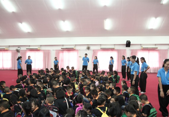 คณะวิทยาศาสตร์และเทคโนโลยี ได้จัดกิจกรรมค่ายวิทยาศาสตร์โรงเรียนสาธิตฯ ระดับชั้นประถมศึกษา ปีที่1-3