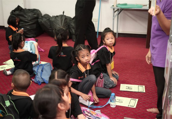 คณะวิทยาศาสตร์และเทคโนโลยี ได้จัดกิจกรรมค่ายวิทยาศาสตร์โรงเรียนสาธิตฯ ระดับชั้นประถมศึกษา ปีที่1-3