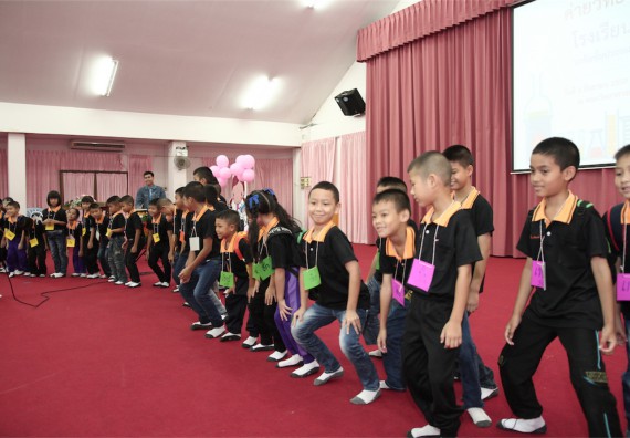 คณะวิทยาศาสตร์และเทคโนโลยี ได้จัดกิจกรรมค่ายวิทยาศาสตร์โรงเรียนสาธิตฯ ระดับชั้นประถมศึกษา ปีที่1-3