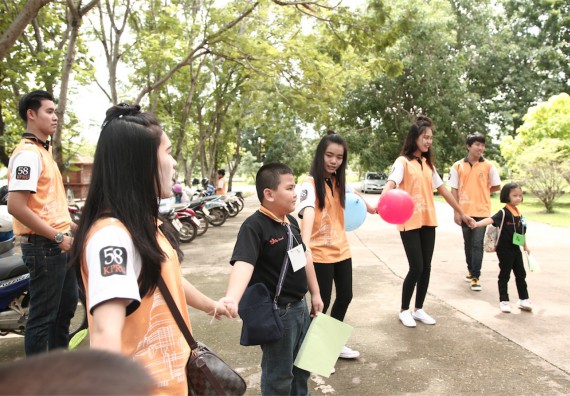 คณะวิทยาศาสตร์และเทคโนโลยี ได้จัดกิจกรรมค่ายวิทยาศาสตร์โรงเรียนสาธิตฯ ระดับชั้นประถมศึกษา ปีที่1-3