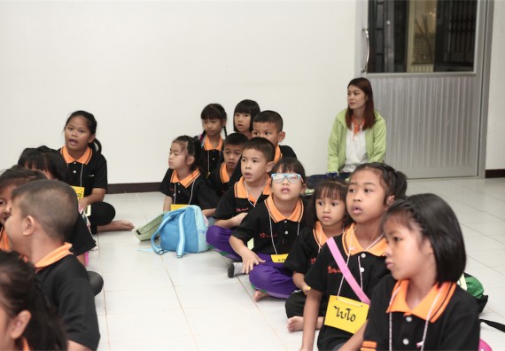 คณะวิทยาศาสตร์และเทคโนโลยี ได้จัดกิจกรรมค่ายวิทยาศาสตร์โรงเรียนสาธิตฯ ระดับชั้นประถมศึกษา ปีที่1-3