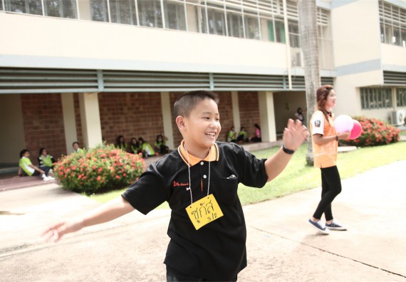 คณะวิทยาศาสตร์และเทคโนโลยี ได้จัดกิจกรรมค่ายวิทยาศาสตร์โรงเรียนสาธิตฯ ระดับชั้นประถมศึกษา ปีที่1-3