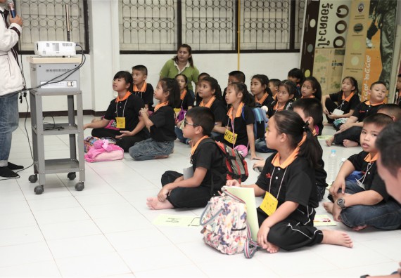 คณะวิทยาศาสตร์และเทคโนโลยี ได้จัดกิจกรรมค่ายวิทยาศาสตร์โรงเรียนสาธิตฯ ระดับชั้นประถมศึกษา ปีที่1-3