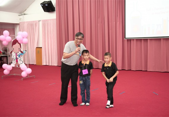 คณะวิทยาศาสตร์และเทคโนโลยี ได้จัดกิจกรรมค่ายวิทยาศาสตร์โรงเรียนสาธิตฯ ระดับชั้นประถมศึกษา ปีที่1-3