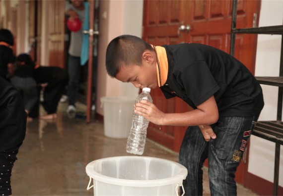 คณะวิทยาศาสตร์และเทคโนโลยี ได้จัดกิจกรรมค่ายวิทยาศาสตร์โรงเรียนสาธิตฯ ระดับชั้นประถมศึกษา ปีที่1-3