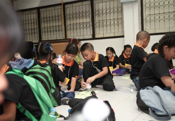 คณะวิทยาศาสตร์และเทคโนโลยี ได้จัดกิจกรรมค่ายวิทยาศาสตร์โรงเรียนสาธิตฯ ระดับชั้นประถมศึกษา ปีที่1-3