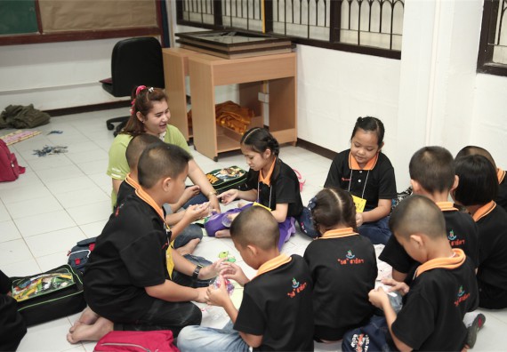 คณะวิทยาศาสตร์และเทคโนโลยี ได้จัดกิจกรรมค่ายวิทยาศาสตร์โรงเรียนสาธิตฯ ระดับชั้นประถมศึกษา ปีที่1-3