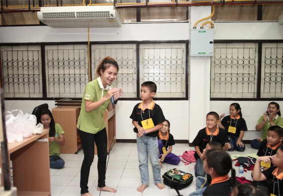 คณะวิทยาศาสตร์และเทคโนโลยี ได้จัดกิจกรรมค่ายวิทยาศาสตร์โรงเรียนสาธิตฯ ระดับชั้นประถมศึกษา ปีที่1-3