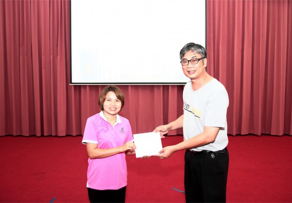 คณะวิทยาศาสตร์และเทคโนโลยี ได้จัดกิจกรรมค่ายวิทยาศาสตร์โรงเรียนสาธิตฯ ระดับชั้นประถมศึกษา ปีที่1-3