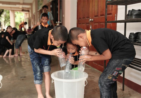 คณะวิทยาศาสตร์และเทคโนโลยี ได้จัดกิจกรรมค่ายวิทยาศาสตร์โรงเรียนสาธิตฯ ระดับชั้นประถมศึกษา ปีที่1-3