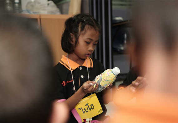 คณะวิทยาศาสตร์และเทคโนโลยี ได้จัดกิจกรรมค่ายวิทยาศาสตร์โรงเรียนสาธิตฯ ระดับชั้นประถมศึกษา ปีที่1-3