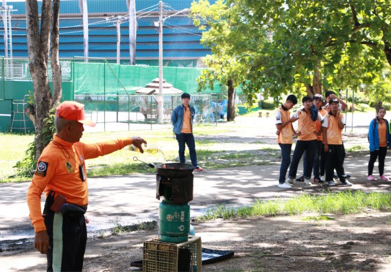 คณะวิทยาศาสตร์และเทคโนโลยี เข้าร่วมจัดกิจกรรมการเผชิญเหตุอัคคีภัยในสถานศึกษา