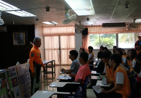 คณะวิทยาศาสตร์และเทคโนโลยี เข้าร่วมจัดกิจกรรมการเผชิญเหตุอัคคีภัยในสถานศึกษา