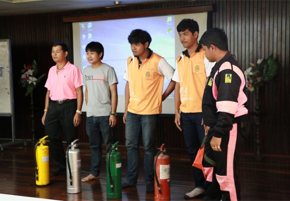 คณะวิทยาศาสตร์และเทคโนโลยี เข้าร่วมจัดกิจกรรมการเผชิญเหตุอัคคีภัยในสถานศึกษา