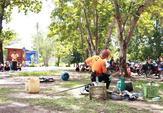 คณะวิทยาศาสตร์และเทคโนโลยี เข้าร่วมจัดกิจกรรมการเผชิญเหตุอัคคีภัยในสถานศึกษา