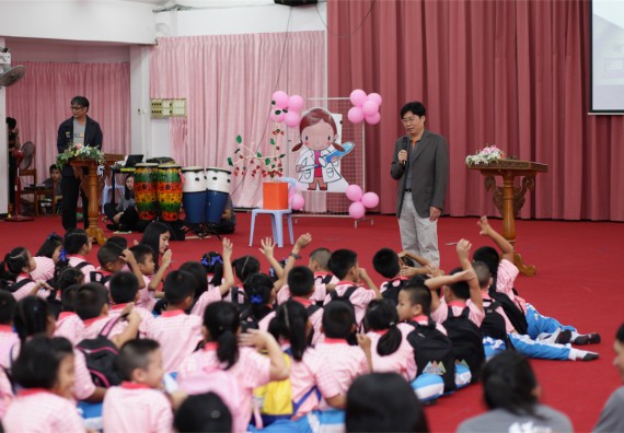 คณะวิทยาศาสตร์และเทคโนโลยี จัดกิจกรรม ค่าย MATH JUNIOR โรงเรียนอนุบาลกำแพงเพชร